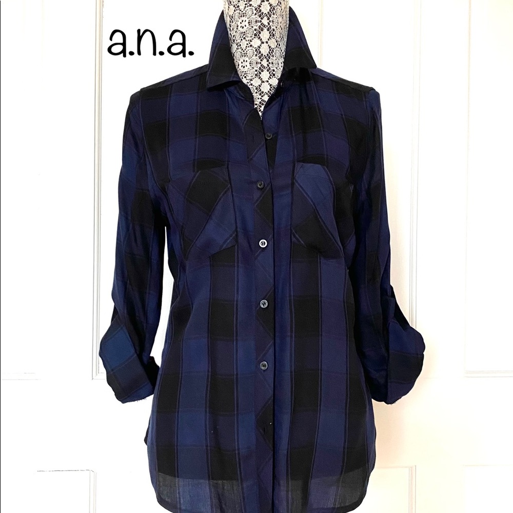 SALE✨Camp Shirt✨NWOT - Picture 1 of 6